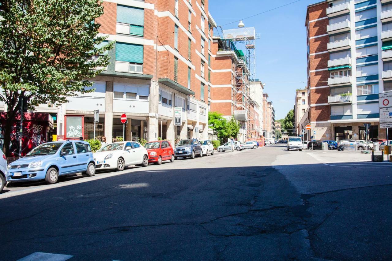 Astoria Deluxe Rooms Болонья Екстер'єр фото